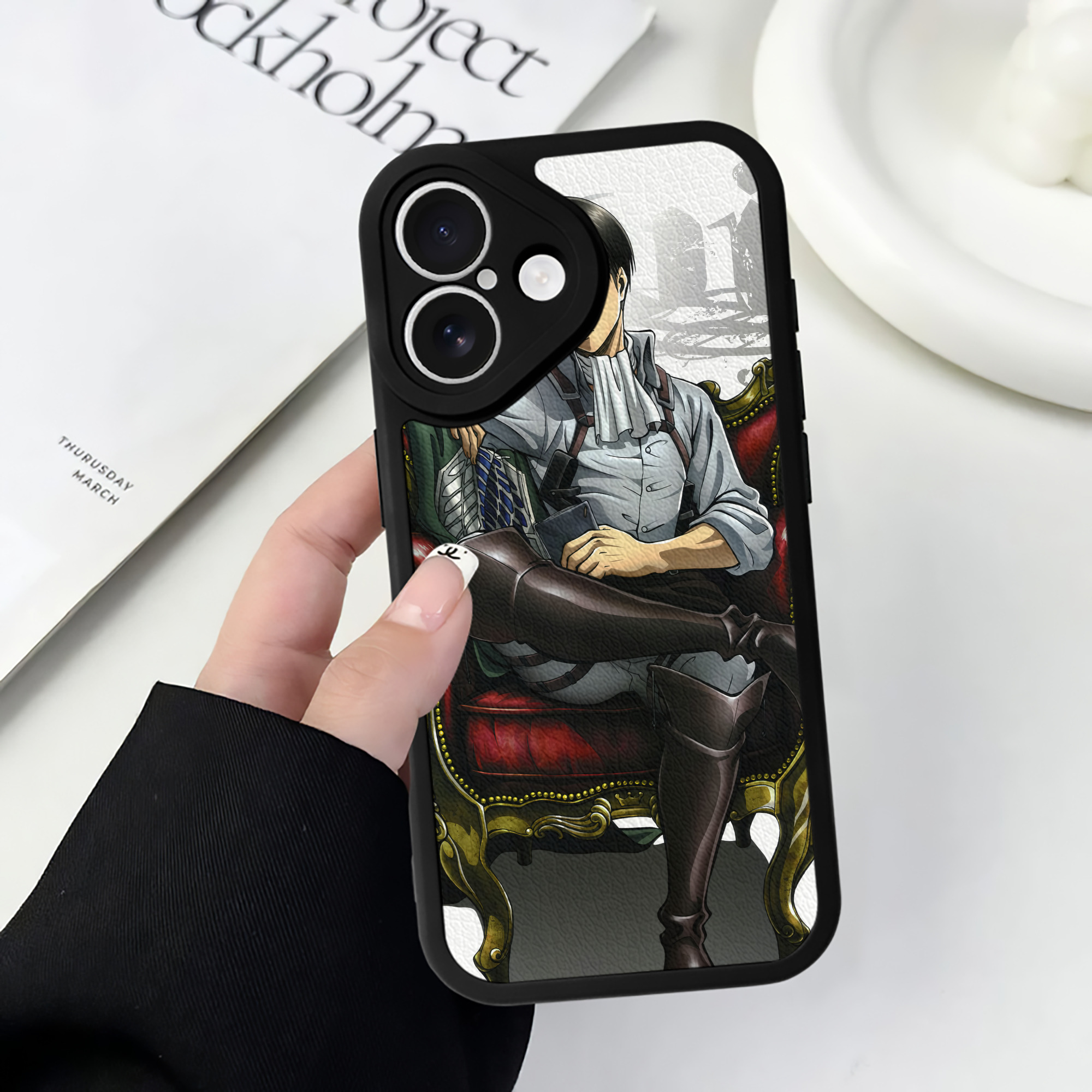 （画像用） 進撃の巨人 Attack on Titan 【iPhone 16シリーズ対応】シリコンスマホケース（レザー調） 材質：シリコン